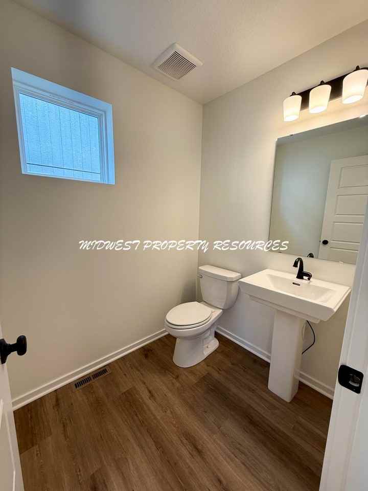 8789 Sw 10th St - Photo 7 of 26