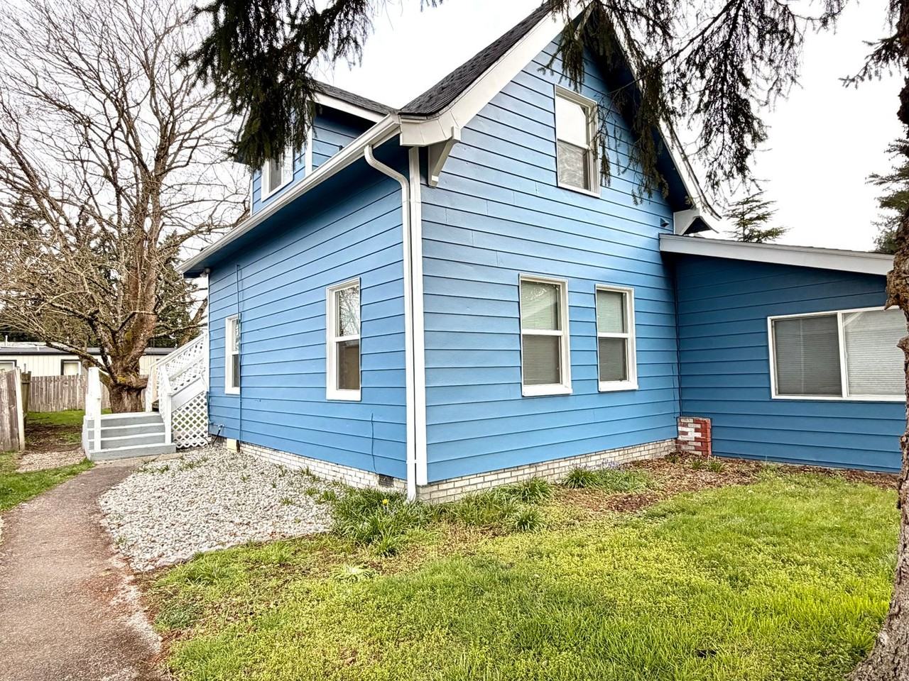 813 W Main - Photo 2 of 14