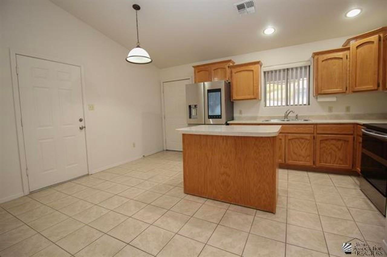 12564 E 40th St - Photo 5 of 26