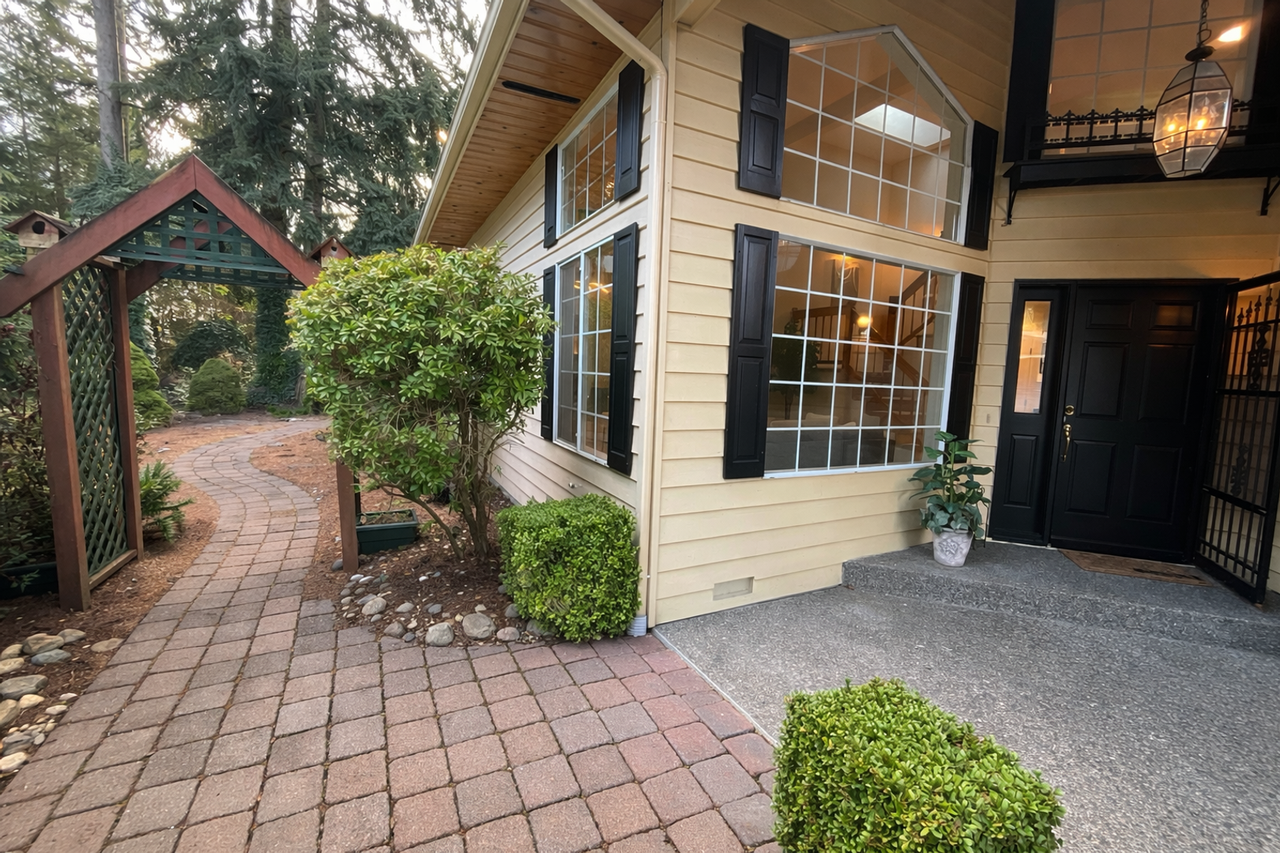 12724 37th Ave Se - Photo 3 of 32