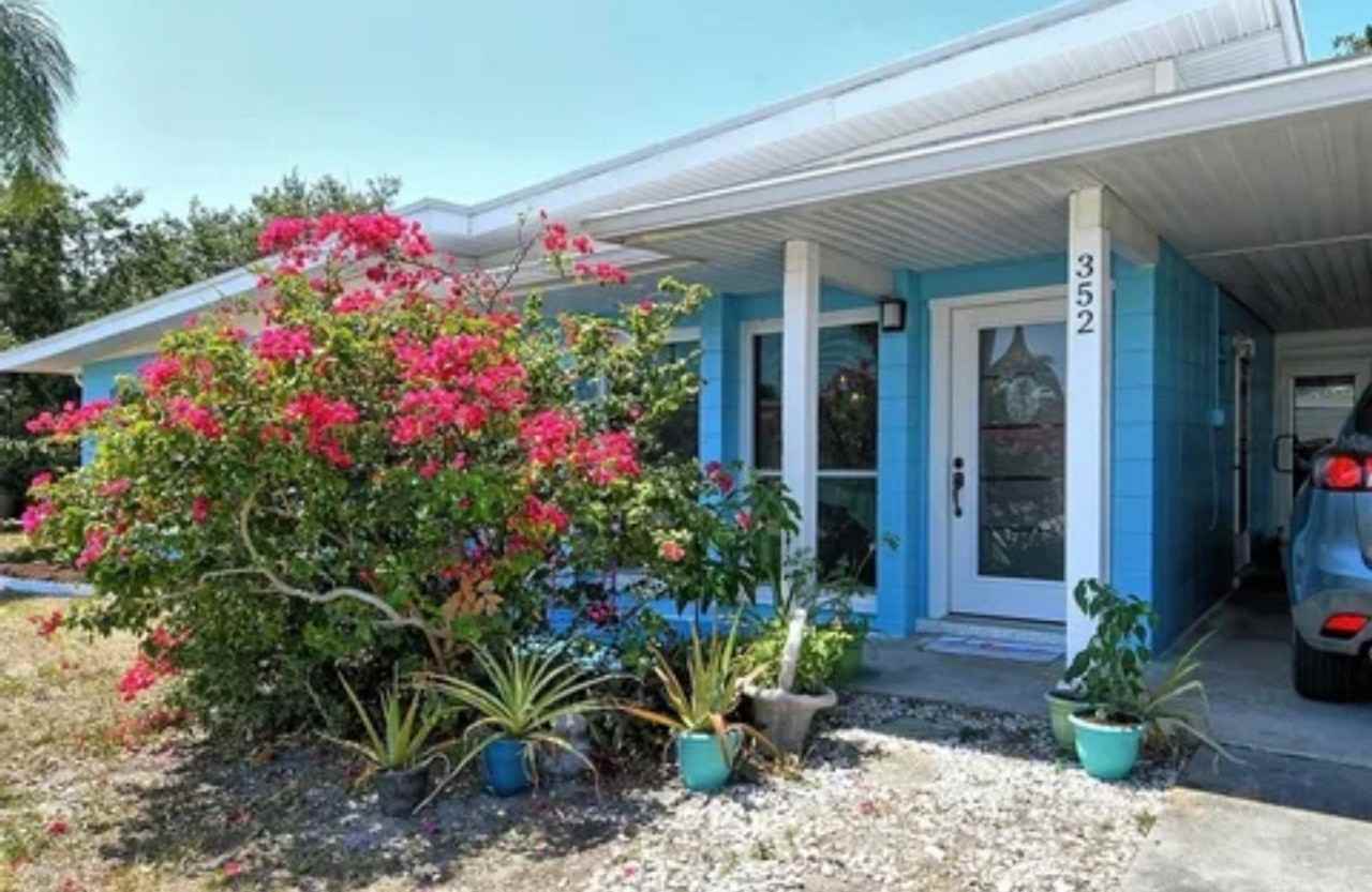 352 Tihami Rd - Photo 3 of 17