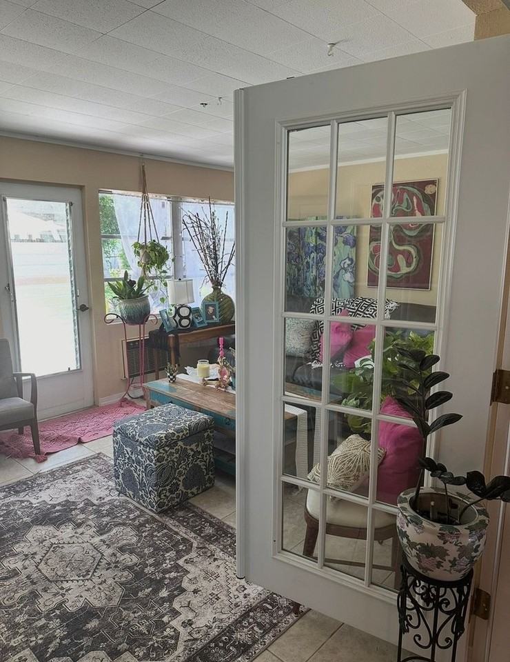 352 Tihami Rd - Photo 6 of 18
