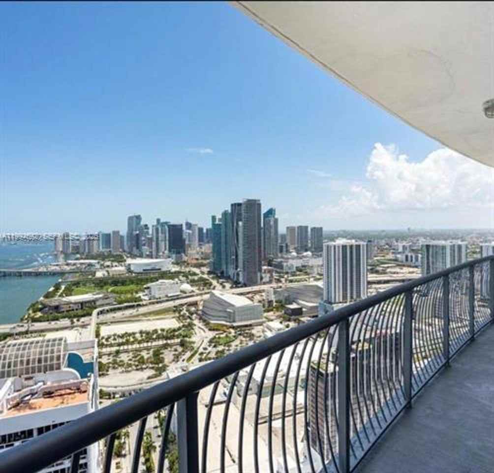 750 N Bayshore Dr #5104 - Photo 2 of 11