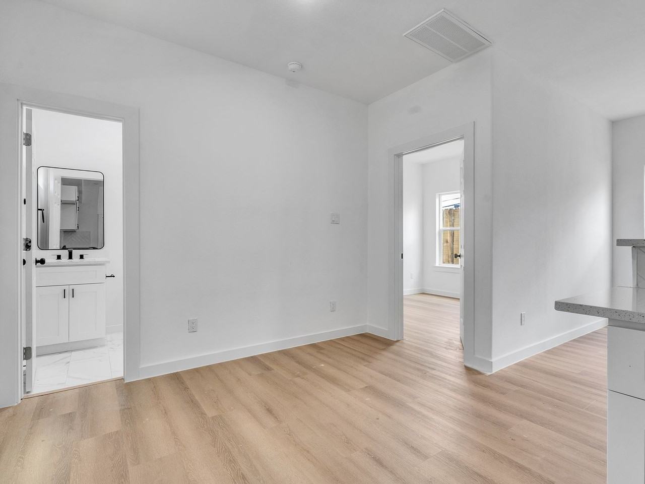 8631 Homewood Ln #B - Photo 2 of 24