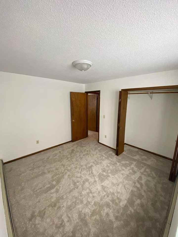 9830 Upper 161st St W - Photo 6 of 11