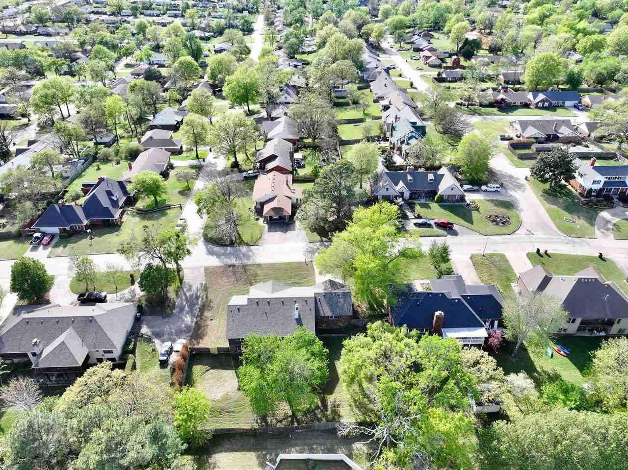 1144 N Faulkner Dr - Photo 6 of 34