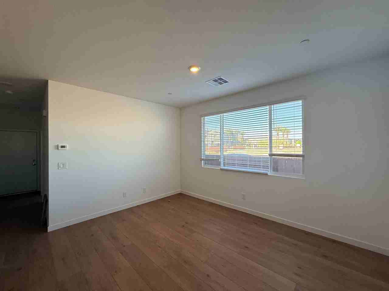 1512 Maya Crossing Ave - Photo 4 of 10