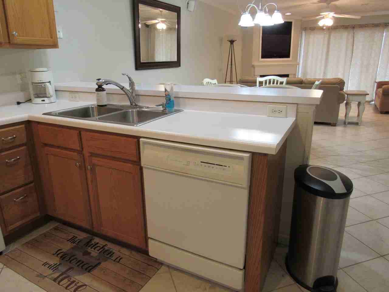549 Park Place Dr - Photo 6 of 35