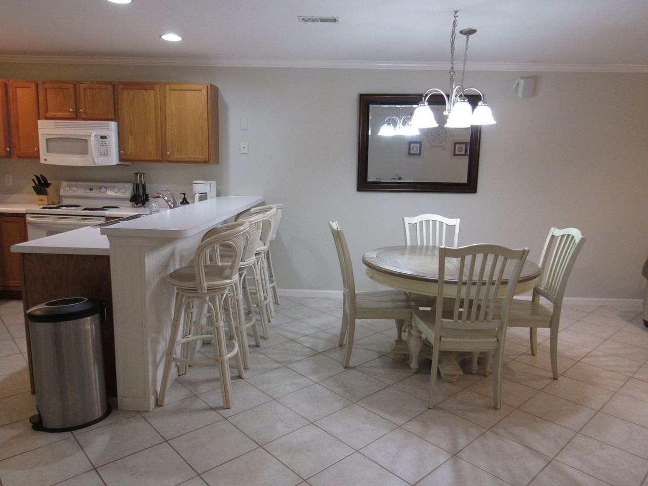 549 Park Place Dr - Photo 7 of 35