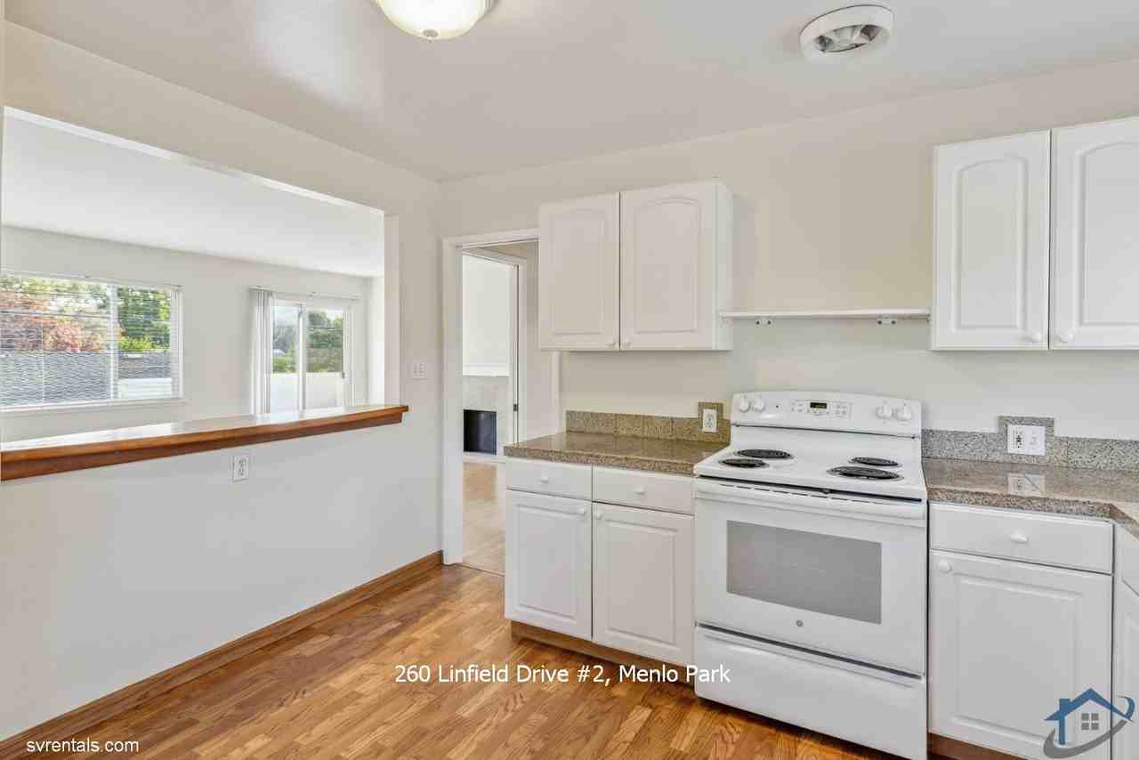 260 Linfield - Photo 3 of 18