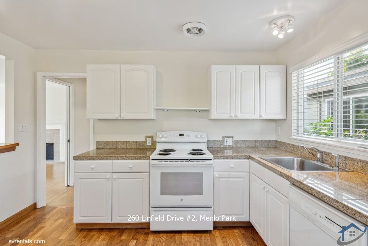 260 Linfield - Photo 4 of 18