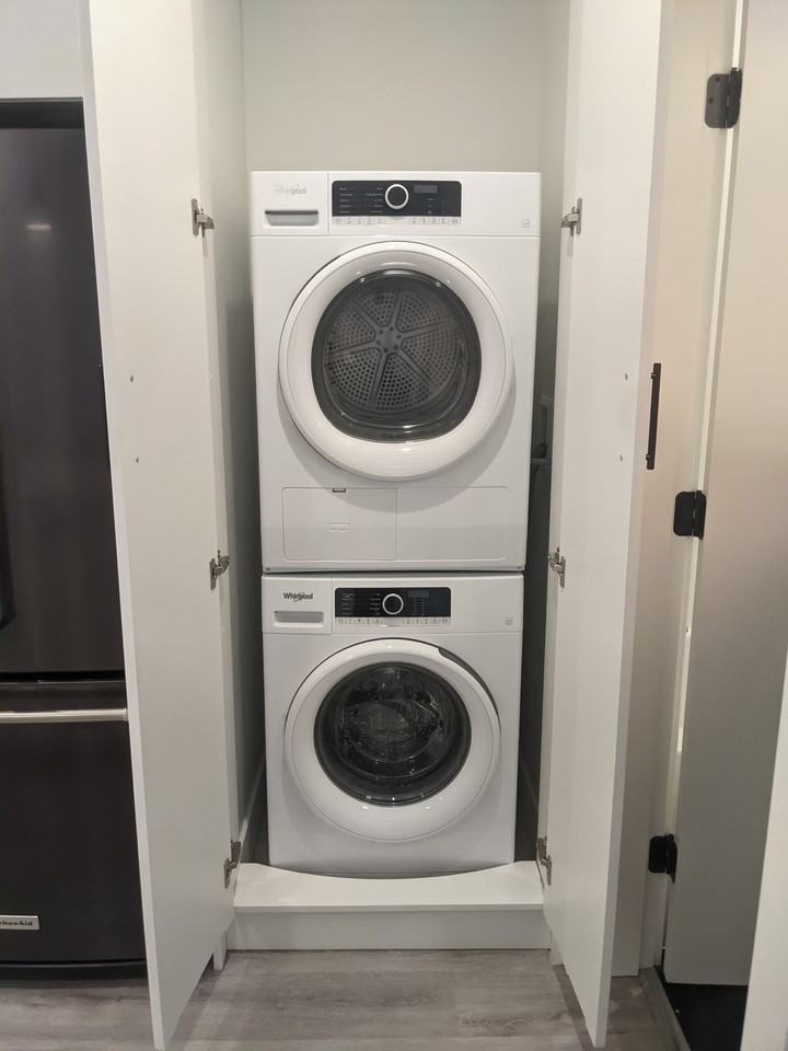 2180 Kelly Avenue #2302 - Photo 6 of 9