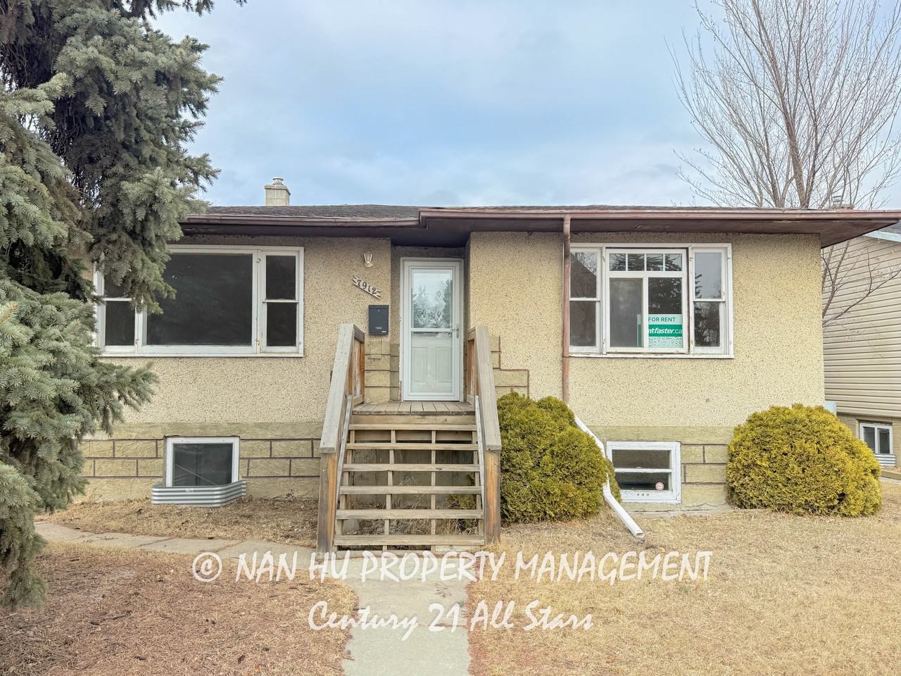 7912 82 Avenue Northwest - Photo 3 of 30