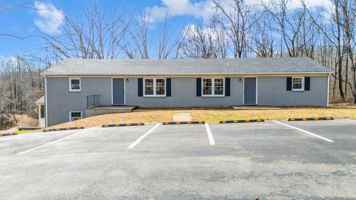 featured image of 236 238 Wildwood Acres Madison Heights, VA 24572