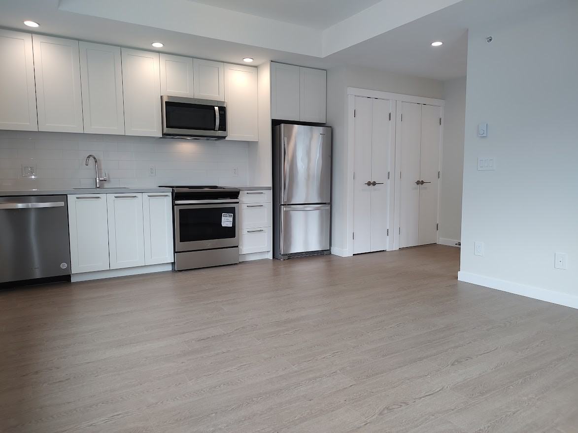 4738 Hazelnut Way #B - Photo 3 of 11