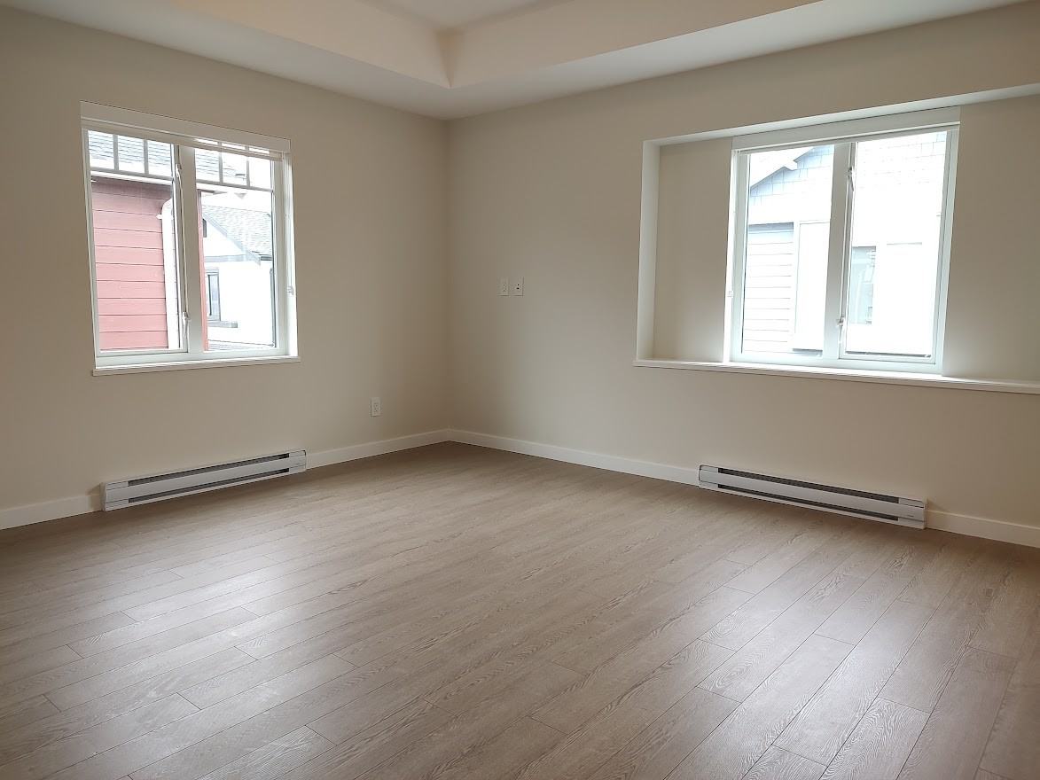 4738 Hazelnut Way #B - Photo 6 of 11