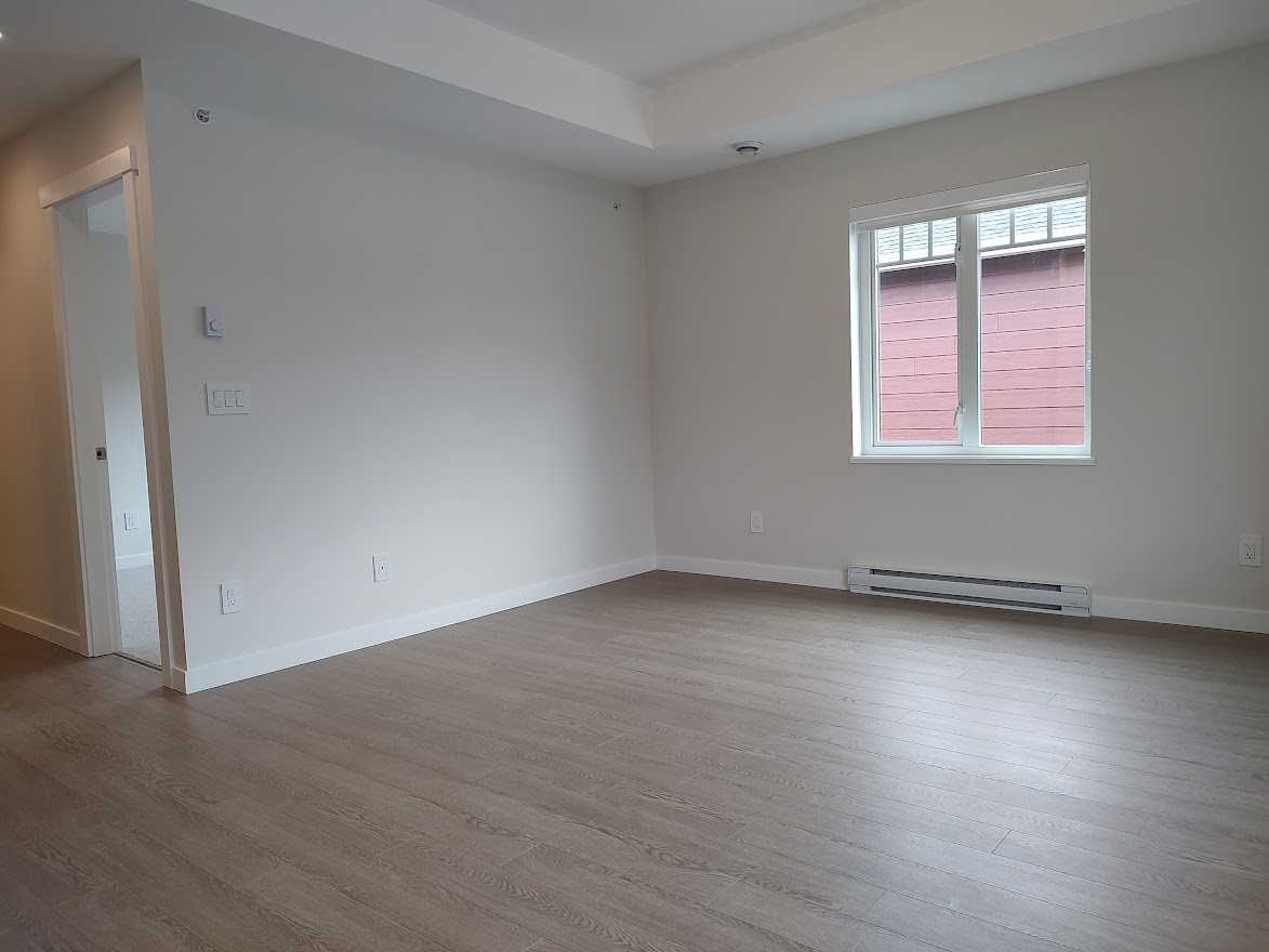 4738 Hazelnut Way #B - Photo 7 of 11