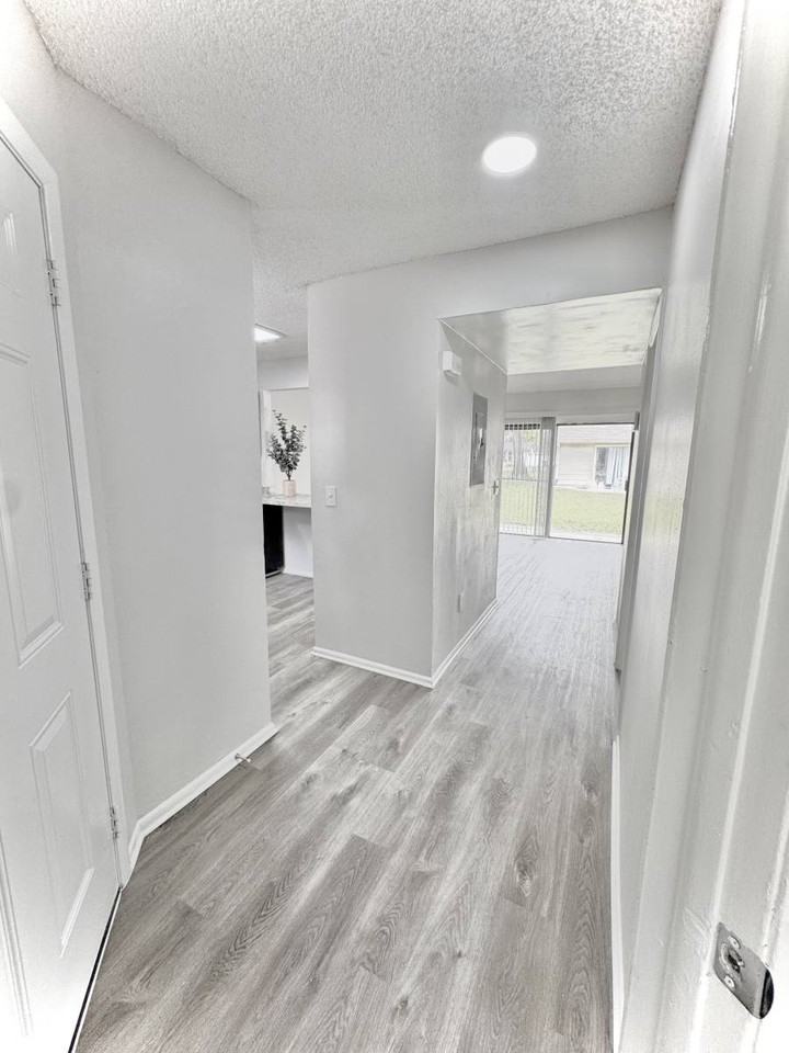 2570 W Bird St - Photo 6 of 20