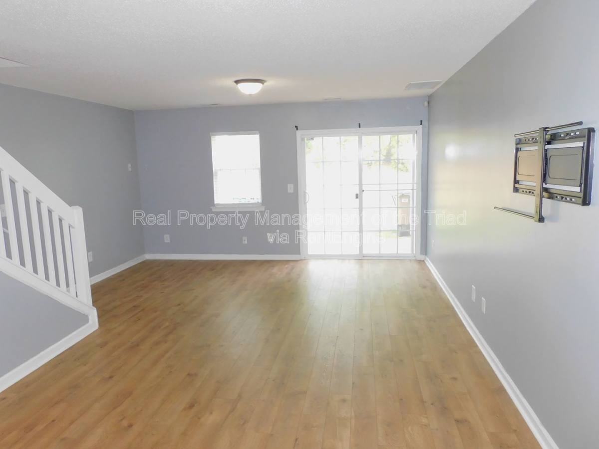144 Bridford Downs Dr - Photo 2 of 10