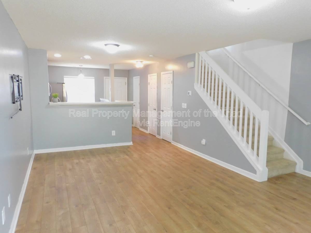 144 Bridford Downs Dr - Photo 3 of 10