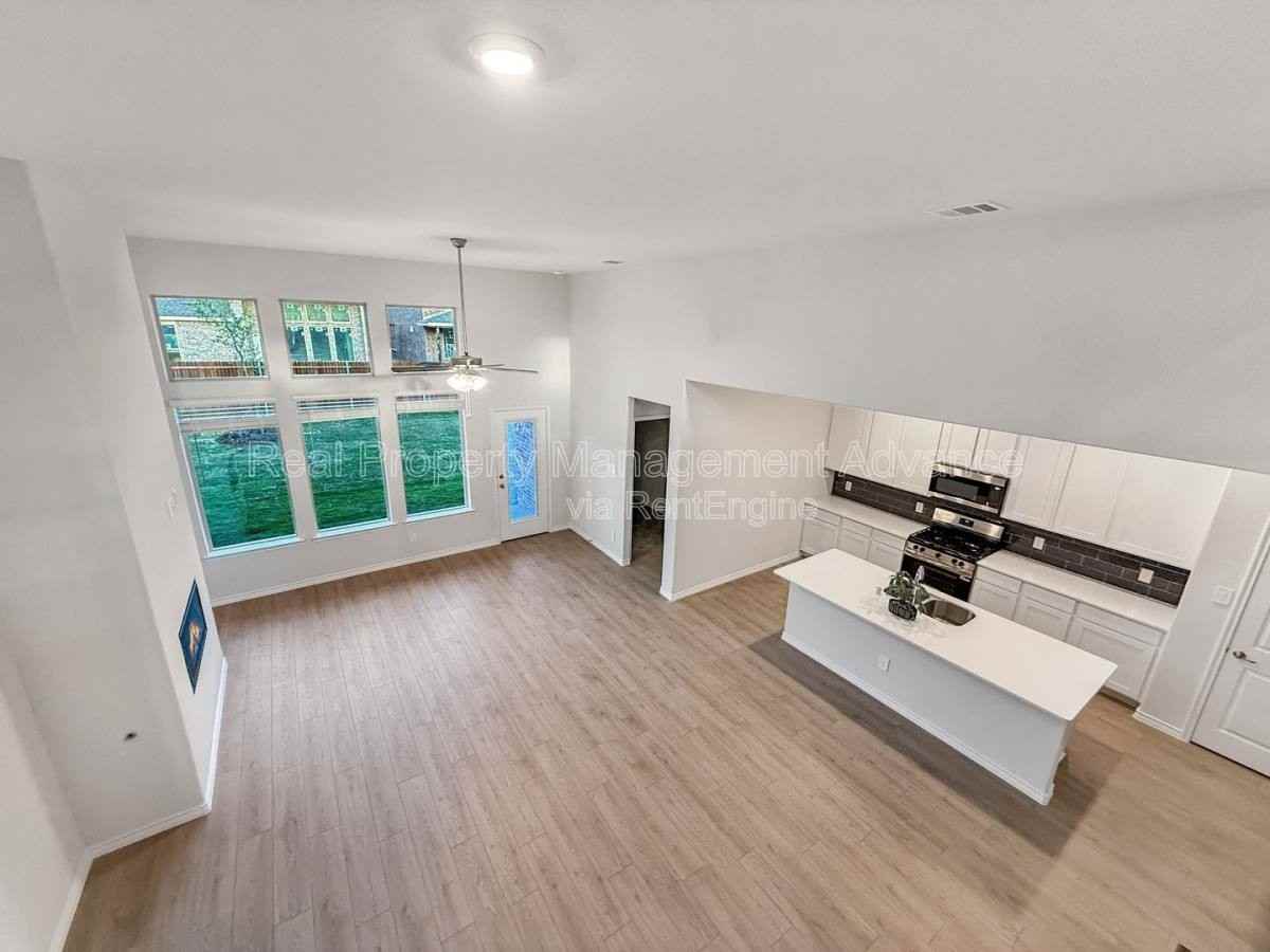 2021 Ozark Hills Lane - Photo 5 of 10