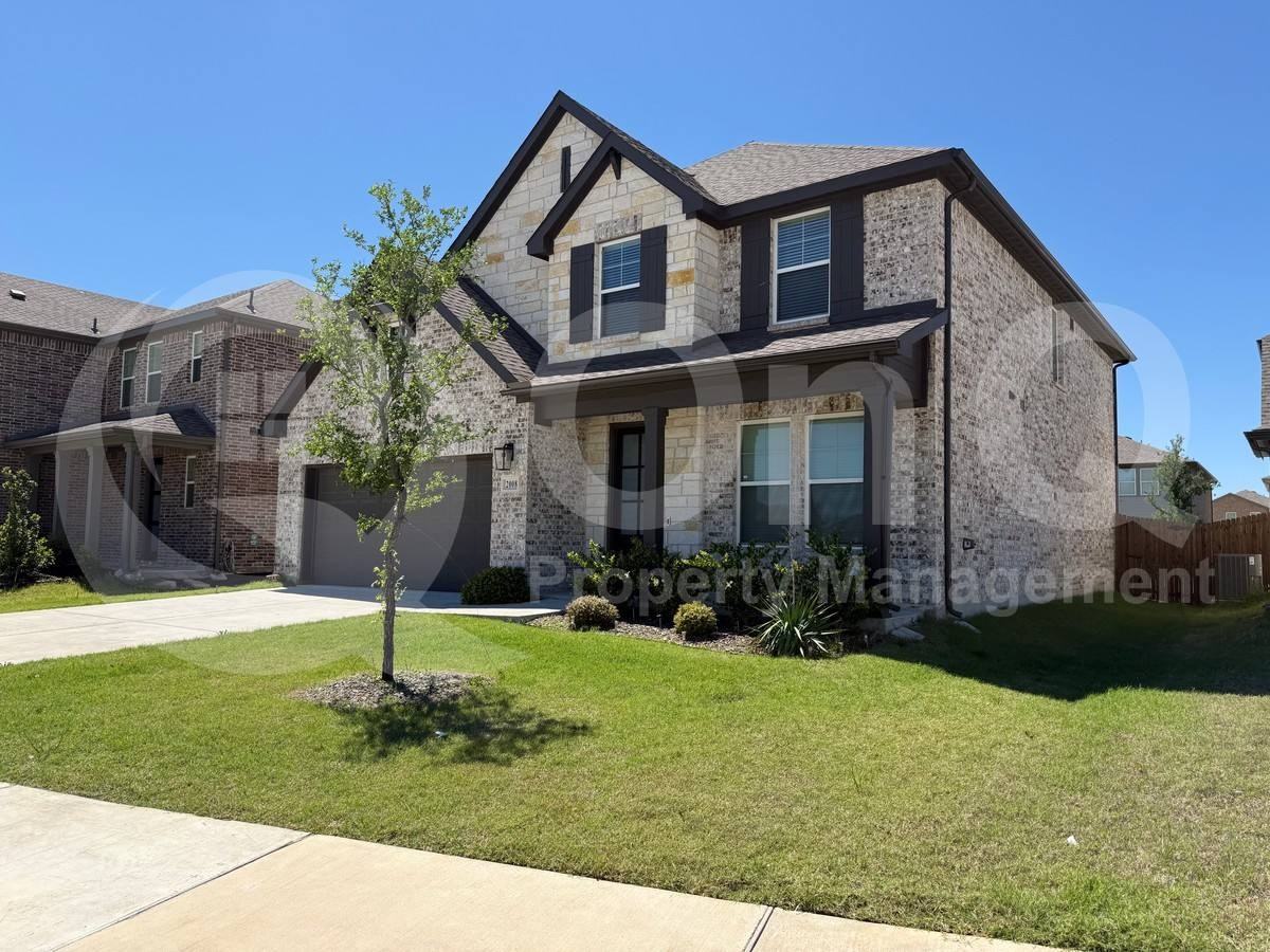 2008 Washington St - Photo 2 of 10