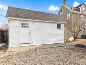 482 Elsmere St #B - Photo 1 of 1