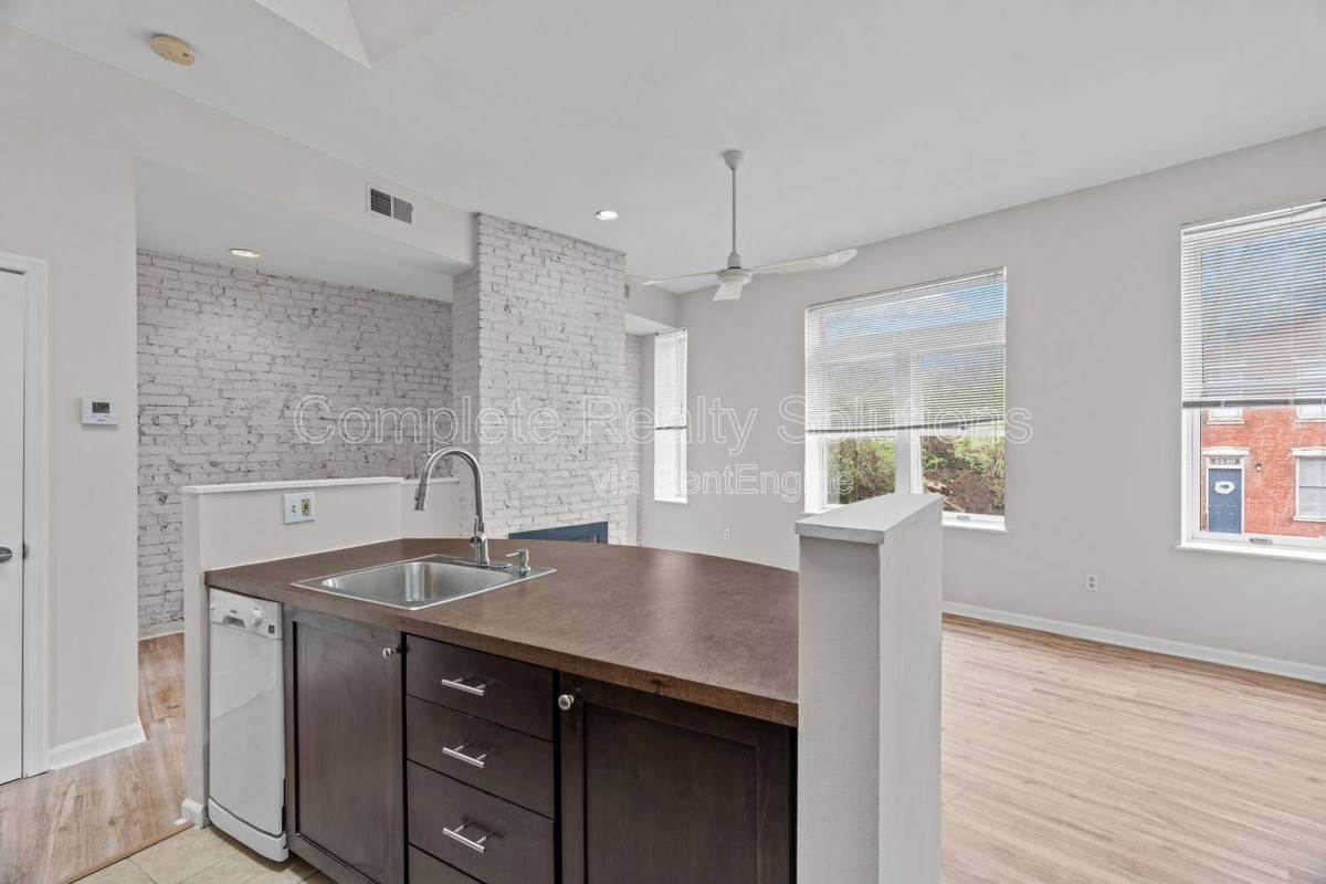 2221 Rutger St #2223A - Photo 4 of 10