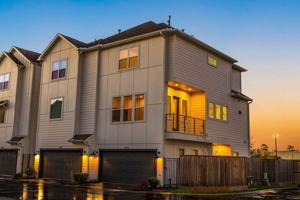 featured image of 6302 Chelsea Falls Ln