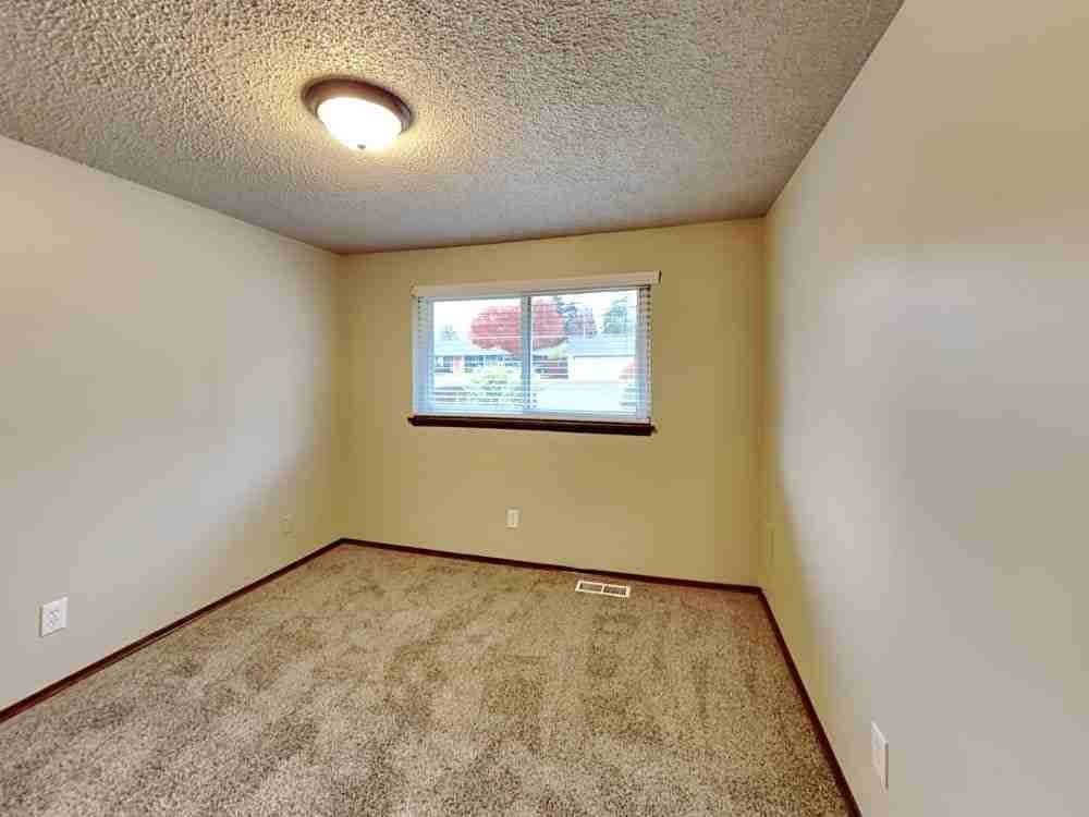 908 Gaynor Ave - Photo 2 of 3