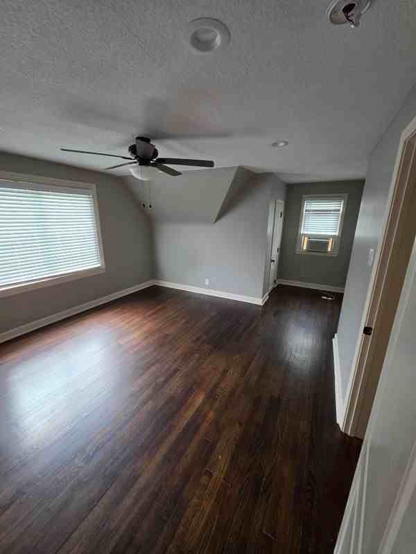 10826 Ayers St - Photo 5 of 29