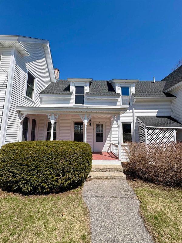 834 Main St - Photo 2 of 22