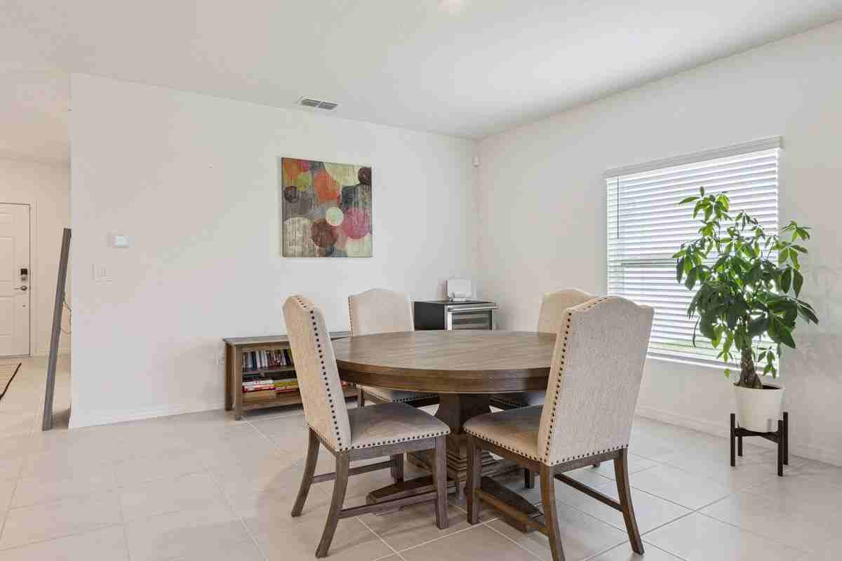 1099 Calico Pointe Cir - Photo 6 of 38