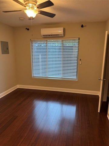 1141 Ne 16th Ave ##4 - Photo 2 of 8