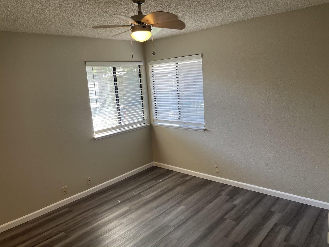 1420 Sherman Ave #16 - Photo 6 of 14