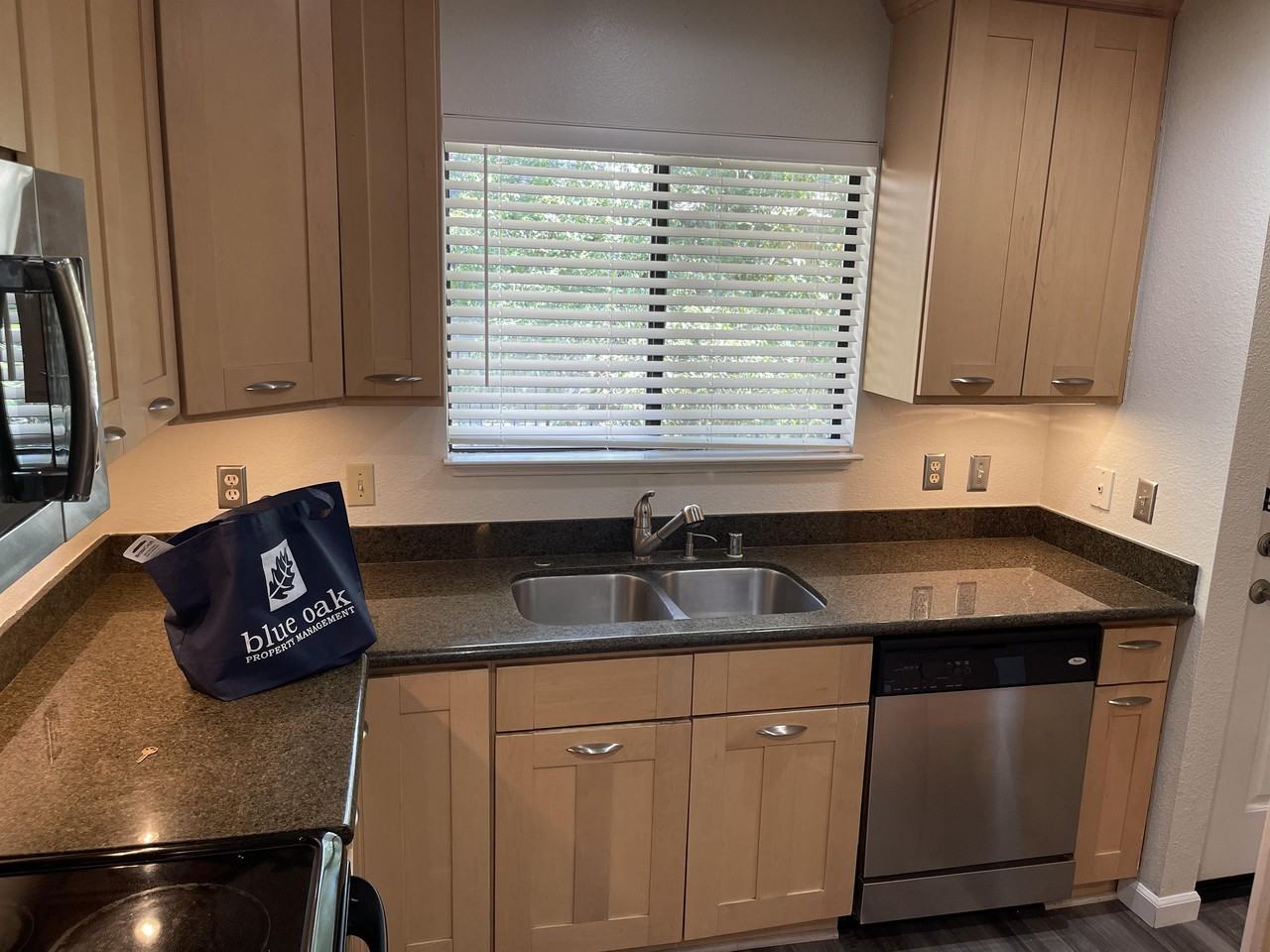 1420 Sherman Ave #16 - Photo 7 of 14