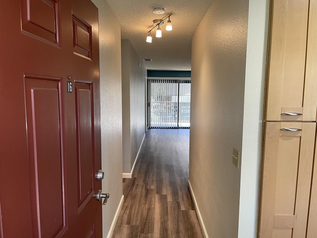 1420 Sherman Ave #16 - Photo 4 of 14