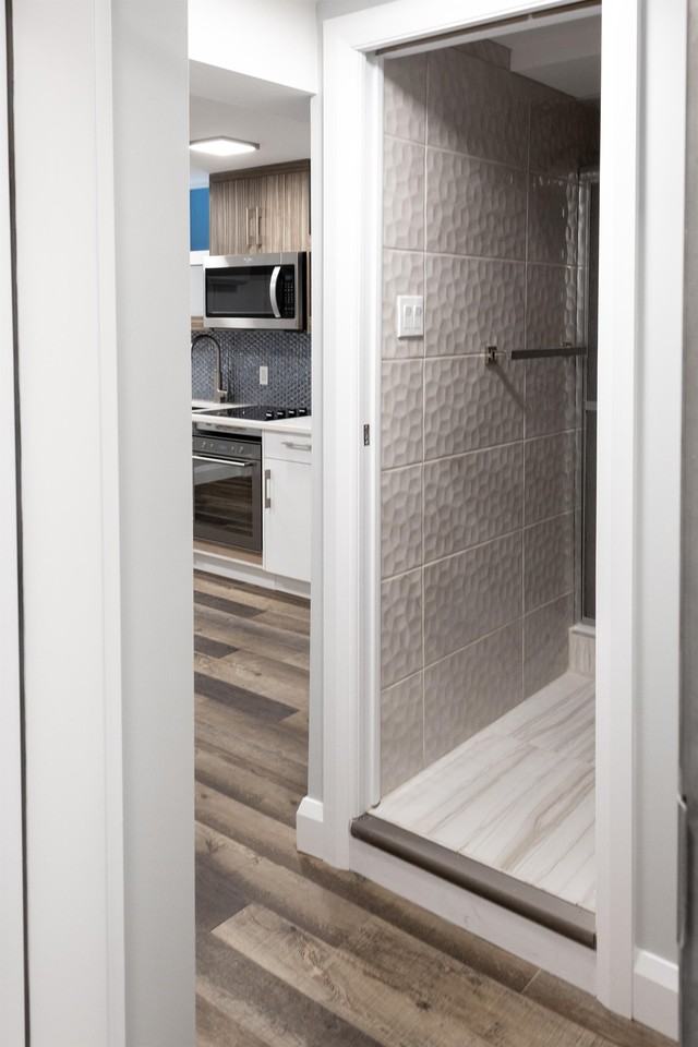 534 Lisgar Street - Photo 7 of 30