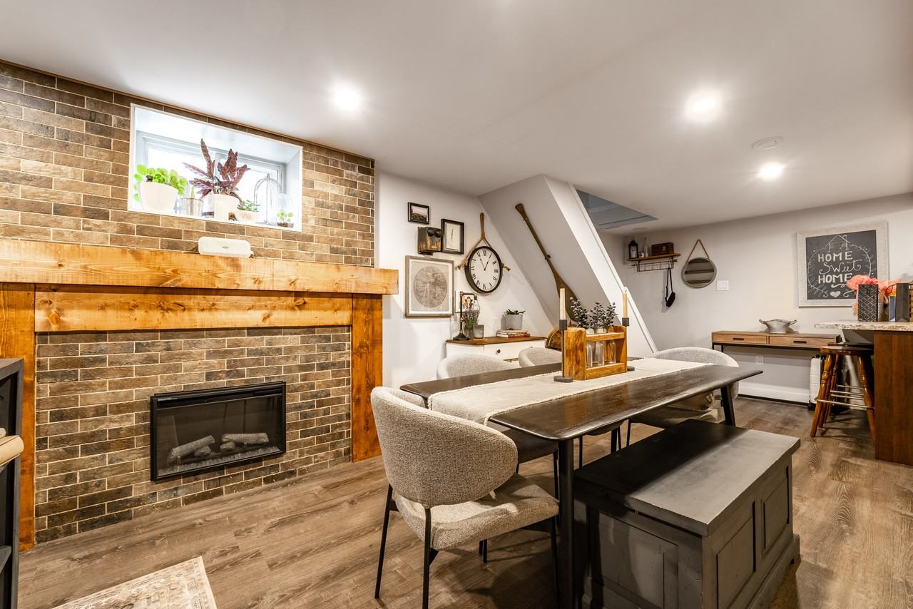 845 Trojan Avenue - Photo 4 of 17