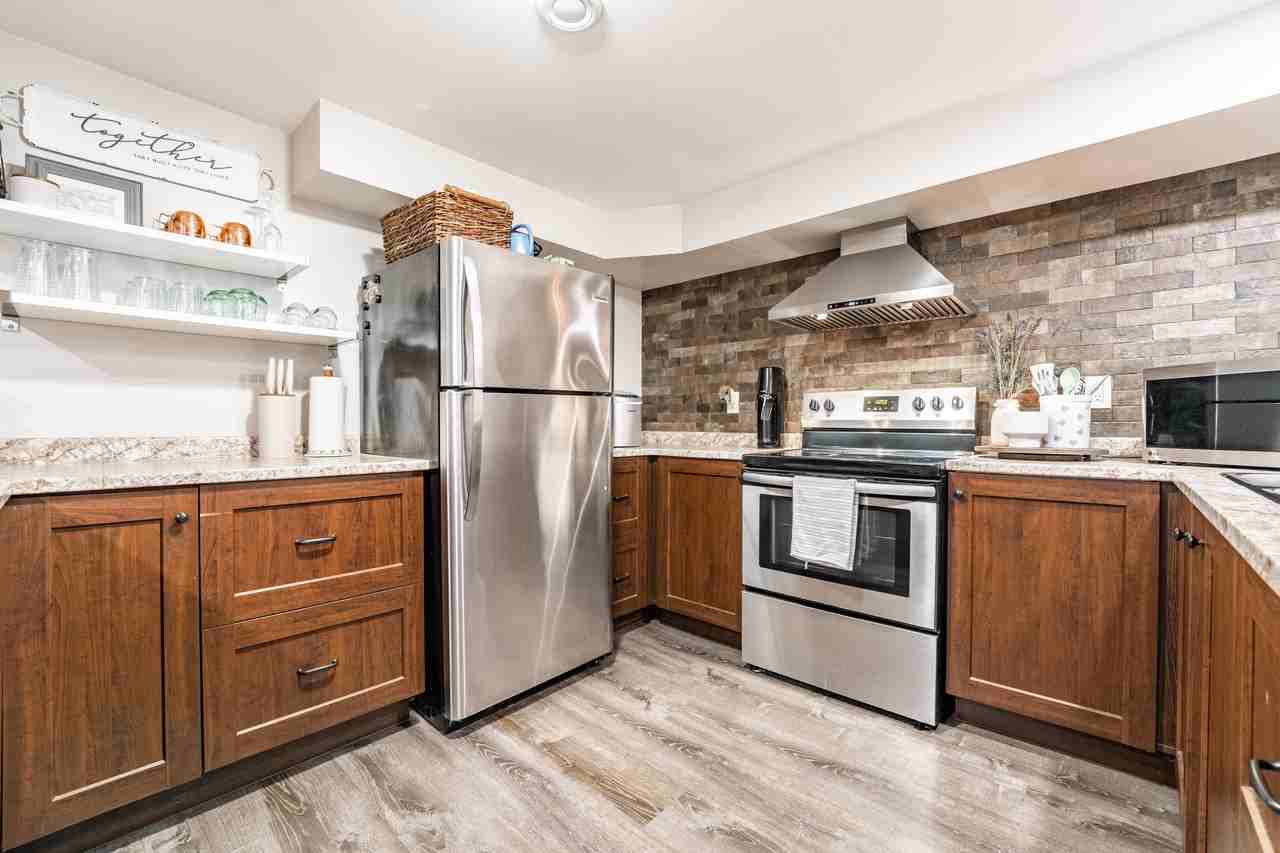 845 Trojan Avenue - Photo 6 of 17