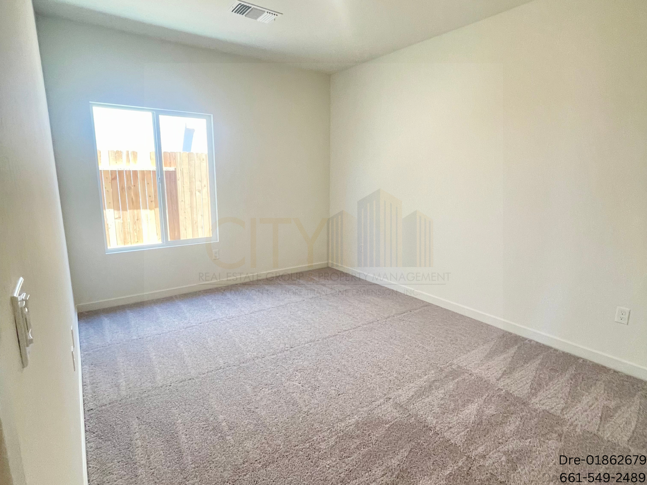 8607 Avon St - Photo 5 of 12