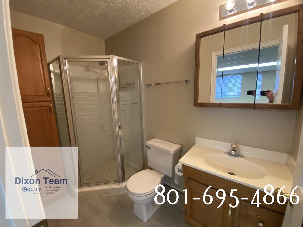 4723 Sw - Photo 2 of 18