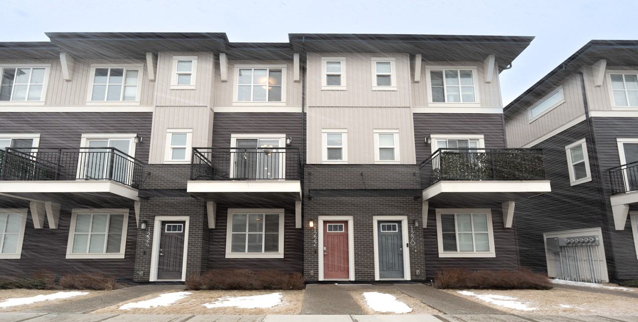 1222 Cornerstone St Ne - Photo 4 of 5