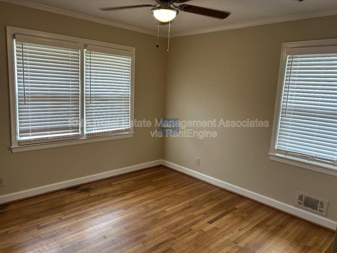 411 Dora St - Photo 7 of 8