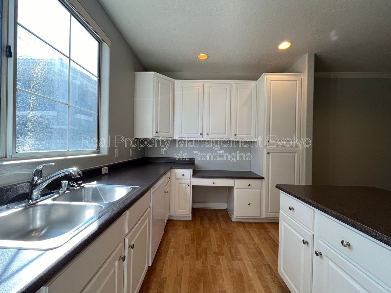 4455 E Paradise Village Pkwy S #1021 - Photo 6 of 19