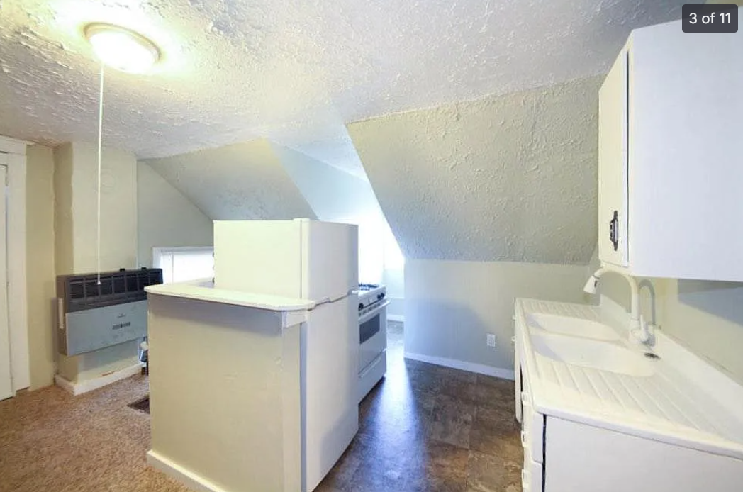 2728 W Madison St - Photo 4 of 7