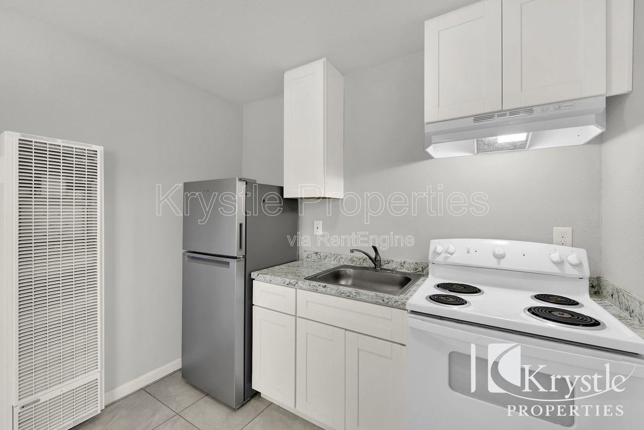 714 Gateway Dr - Photo 6 of 18