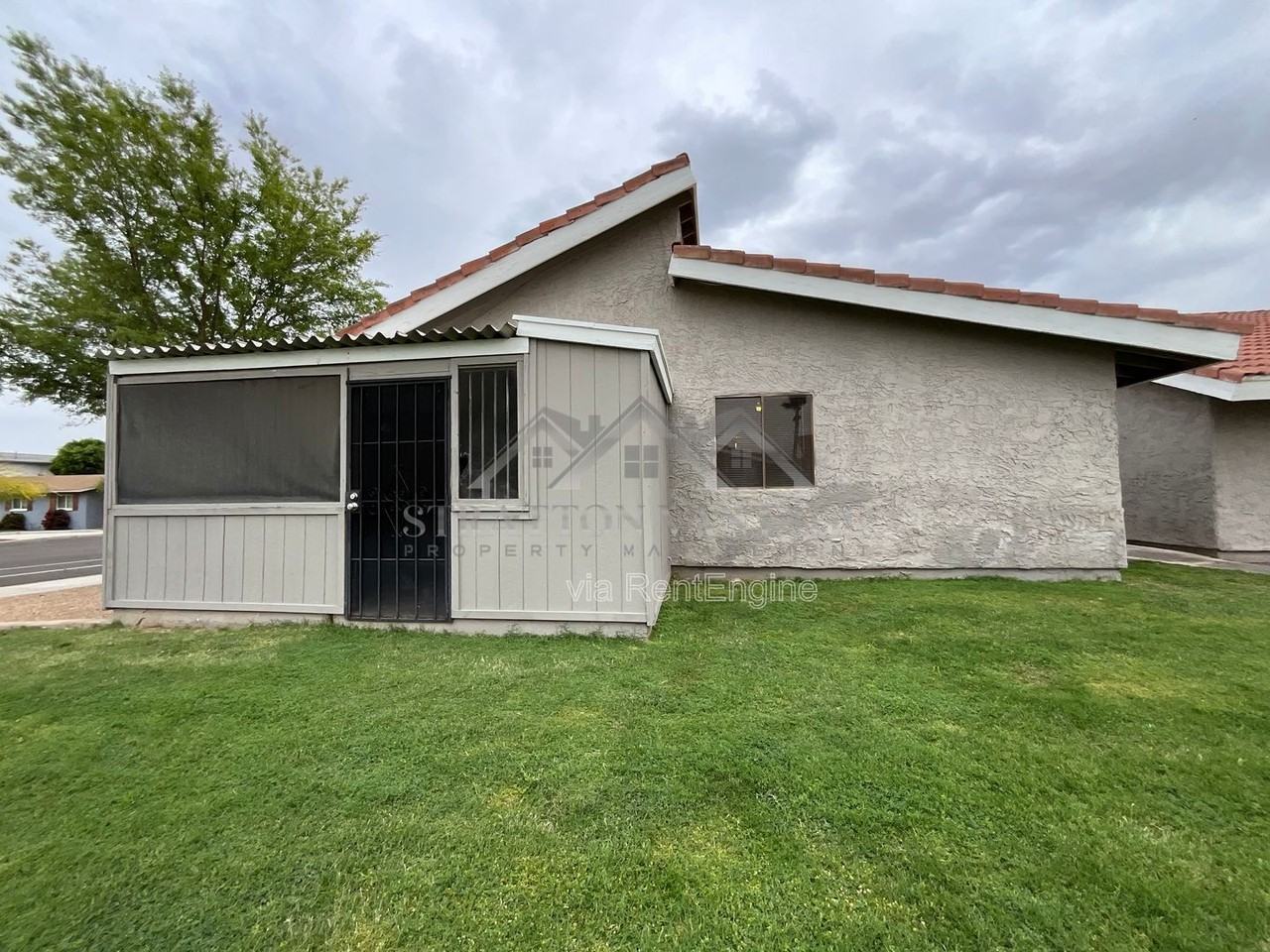 405 E Bruce Ave #A - Photo 6 of 41