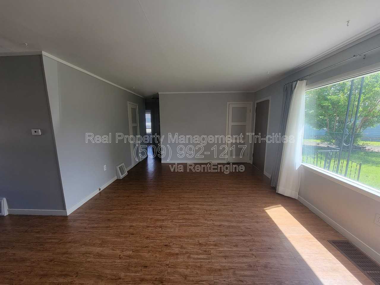 312 Goethals Dr - Photo 3 of 12