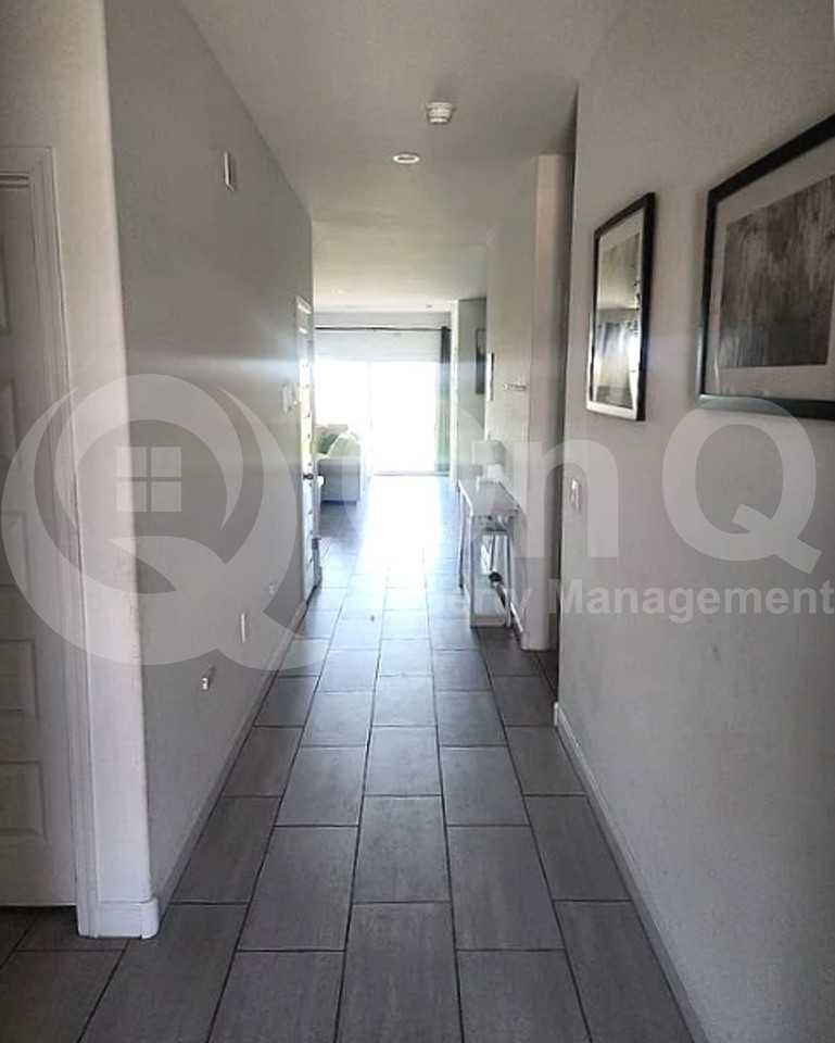 10334 S Desert View Dr - Photo 7 of 31